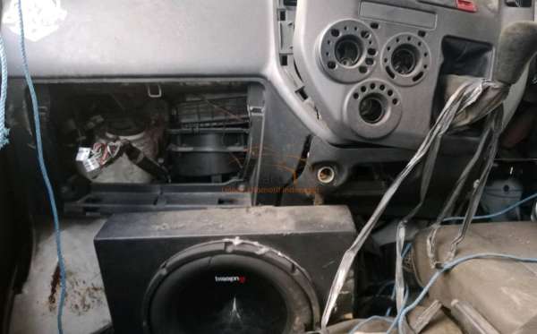 DAIHATSU GRAN MAX BLIND VAN