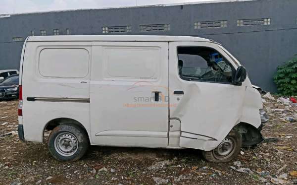 DAIHATSU GRAN MAX BLIND VAN
