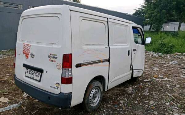 DAIHATSU GRAN MAX BLIND VAN