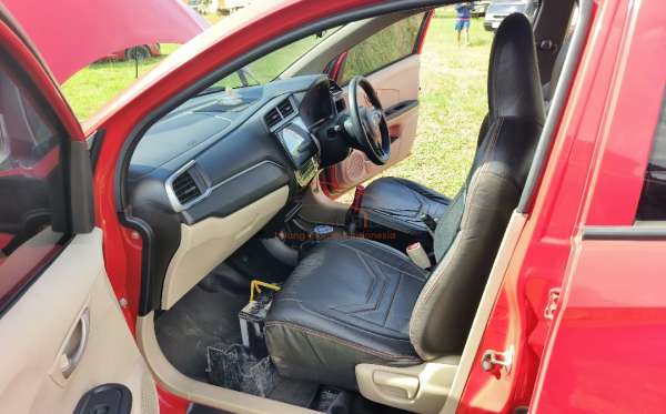 HONDA  BRIO  SATYA E