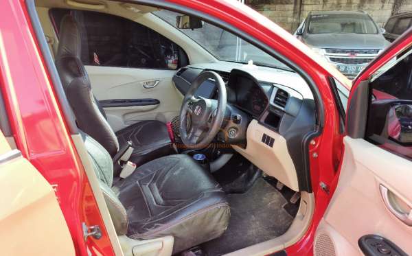 HONDA  BRIO  SATYA E