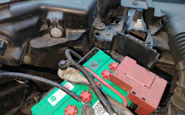 HONDA  BRV BR-V DG3 1.5 L E