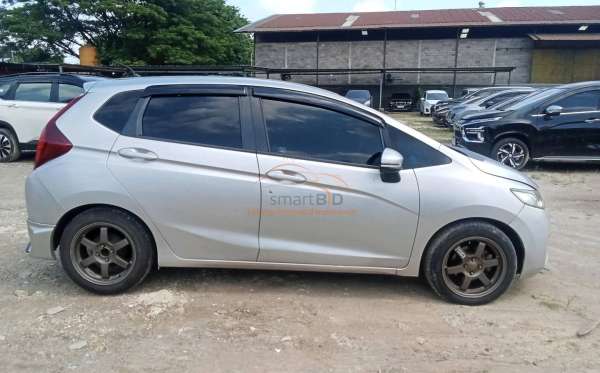 HONDA  JAZZ  GK5 1.5 S AT CKD