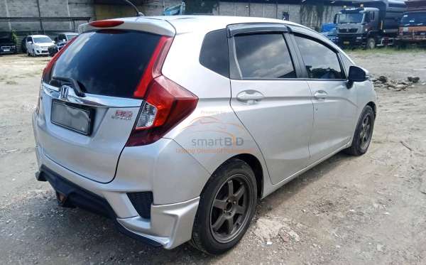 HONDA  JAZZ  GK5 1.5 S AT CKD
