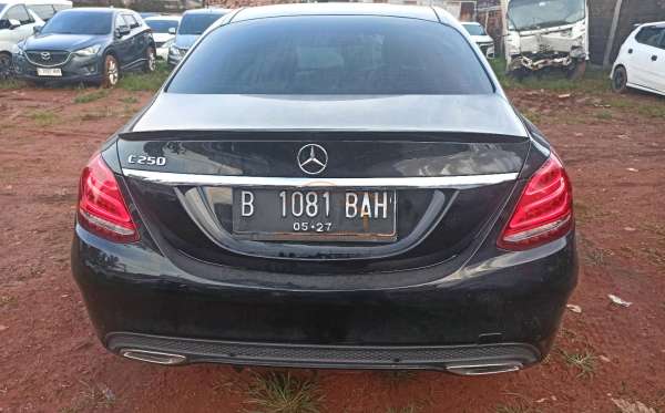 MERCEDES BENZ C250