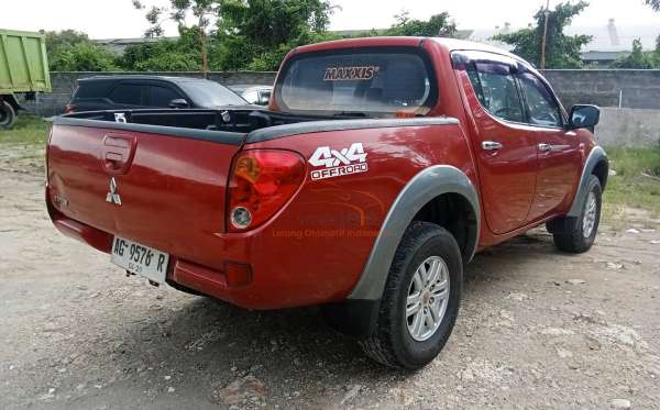 MITSUBISHI  STRADA  CR 2.5