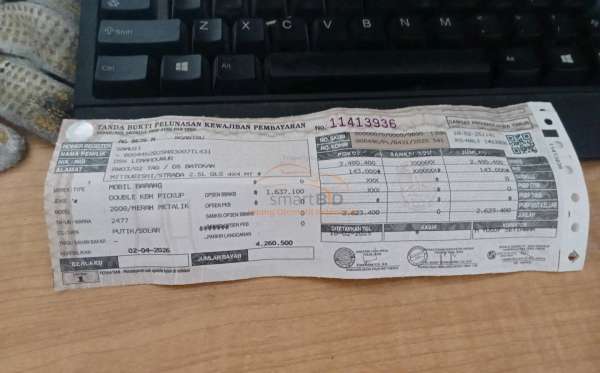 MITSUBISHI  STRADA  CR 2.5