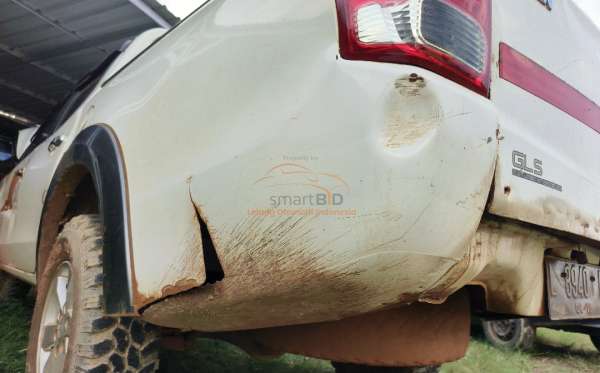 MITSUBISHI DC GLS 4X4