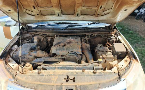 MITSUBISHI DC GLS 4X4