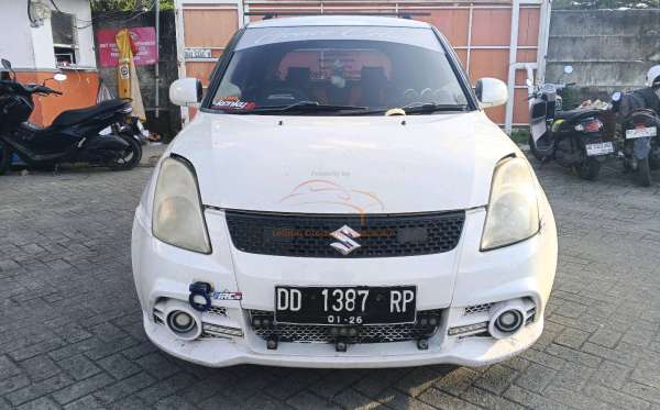 SUZUKI  SWIFT