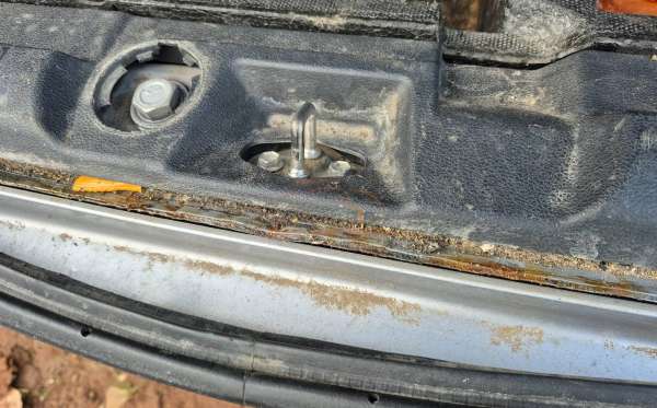 TOYOTA  AVANZA  1.3 E