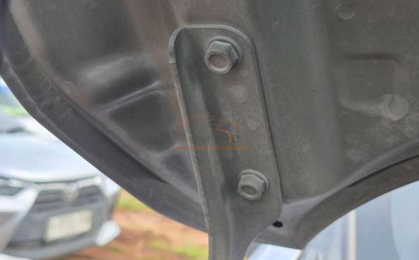 TOYOTA  AVANZA  1.3 E