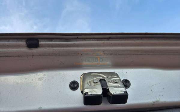 TOYOTA  AVANZA  1.3 E