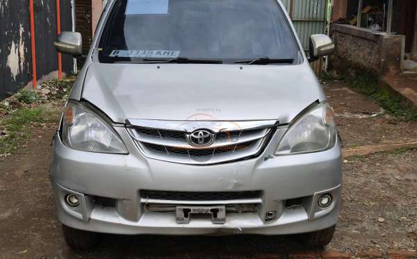 TOYOTA AVANZA G