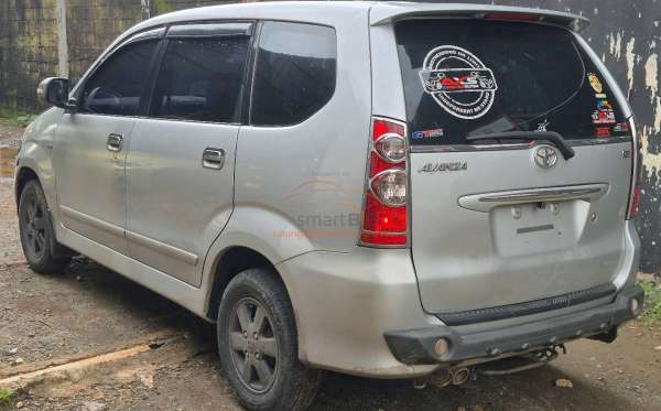 TOYOTA AVANZA G