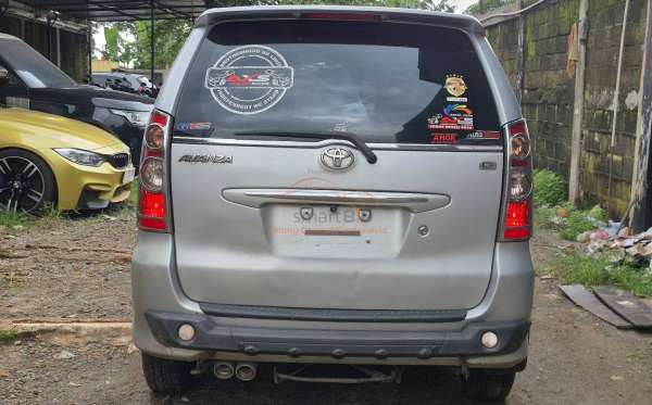 TOYOTA AVANZA G