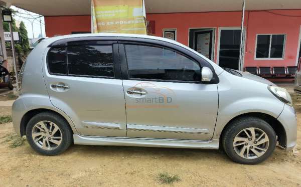DAIHATSU SIRION