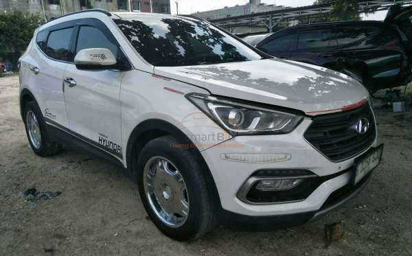 HYUNDAI SANTA