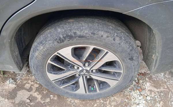 MITSUBISHI XPANDER SPORT