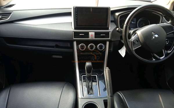 MITSUBISHI XPANDER SPORT