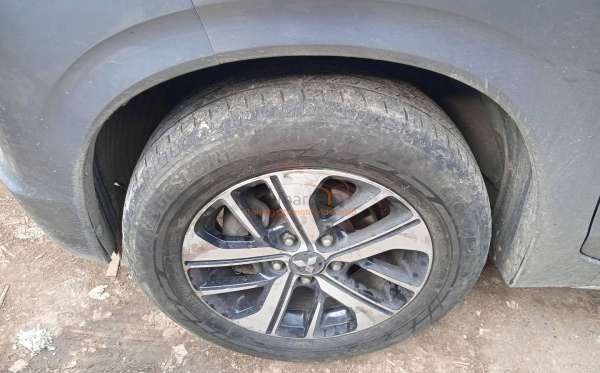 MITSUBISHI XPANDER SPORT