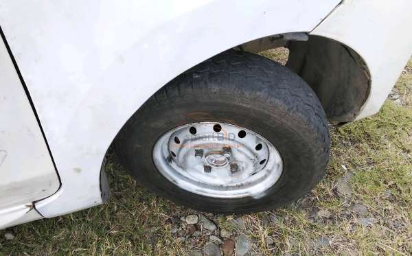 TOYOTA  AVANZA  1.3 G