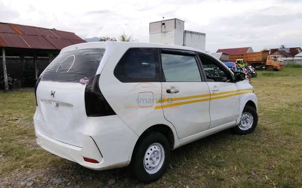 TOYOTA  AVANZA  1.3 G