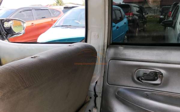 TOYOTA  AVANZA  1.3 G