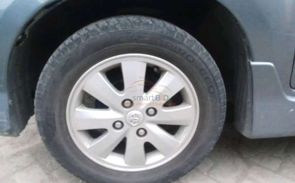 TOYOTA  AVANZA  1.5S