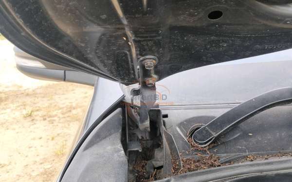 TOYOTA FORTUNER 2.4 VRZ 4X4