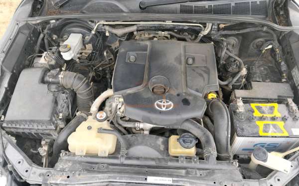 TOYOTA FORTUNER 2.4 VRZ 4X4