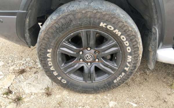 TOYOTA FORTUNER 2.4 VRZ 4X4