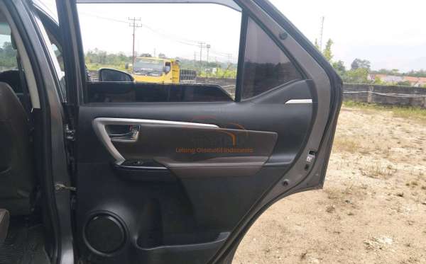 TOYOTA FORTUNER 2.4 VRZ 4X4