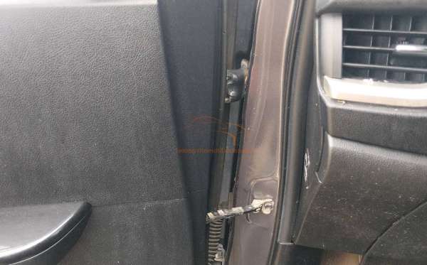 TOYOTA FORTUNER 2.4 VRZ 4X4