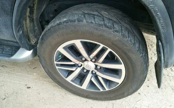 TOYOTA FORTUNER 2.4 VRZ