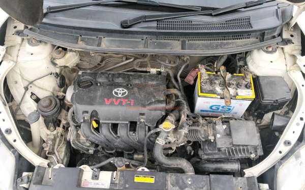 TOYOTA YARIS 1.5 S