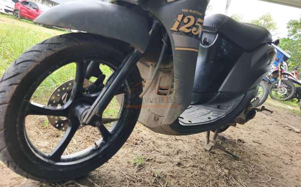 YAMAHA MIO FINO SPORTY