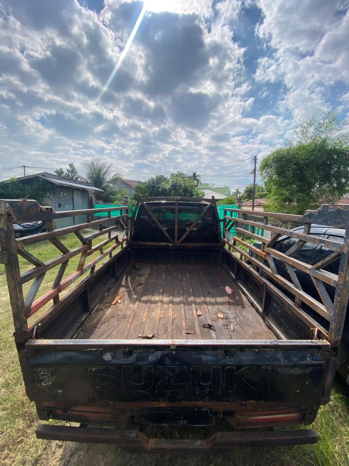 SUZUKI  CARRY MEGA  P.U