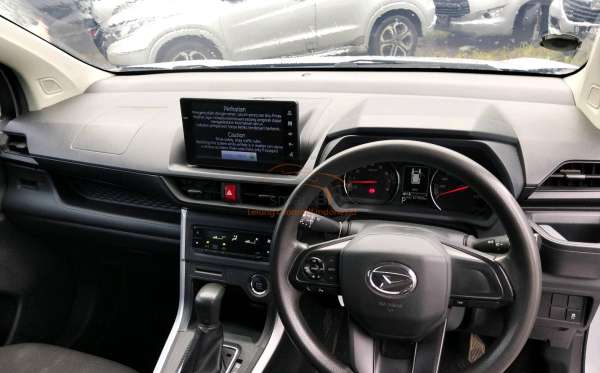 DAIHATSU XENIA R