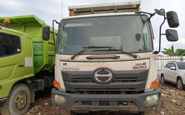 HINO FM 280 JD