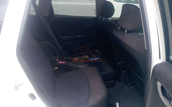 HONDA JAZZ GE8 1.5 E