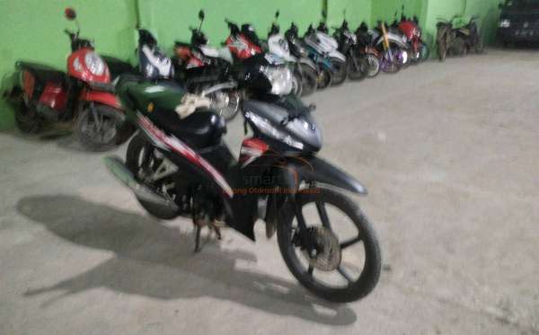 HONDA  REVO
