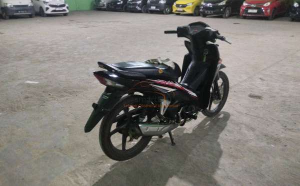 HONDA  REVO