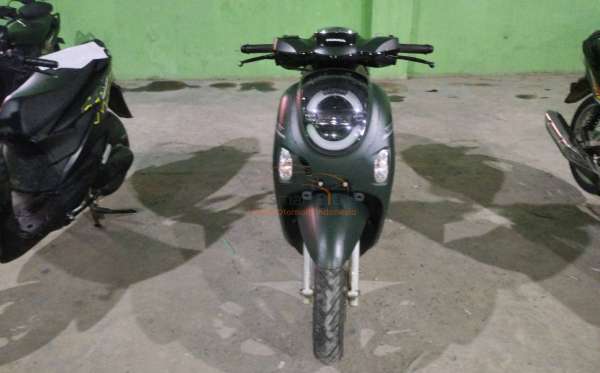 HONDA  SCOOPY