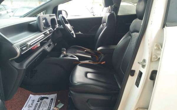 HYUNDAI STARGAZER PRIME 4X2