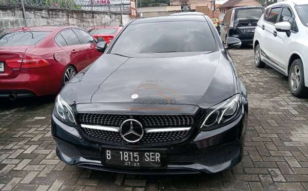 MERCEDES BENZ E 300