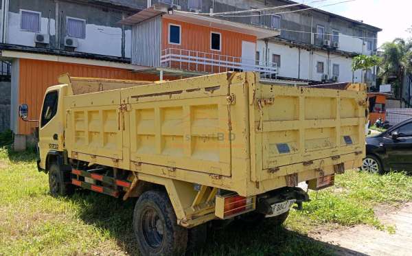 MITSUBISHI CANTER FE 75