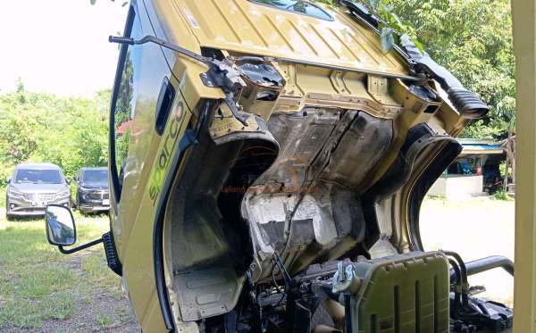 MITSUBISHI CANTER FE 75