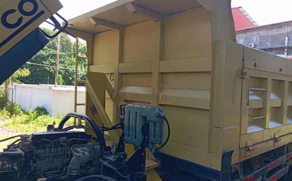 MITSUBISHI CANTER FE 75