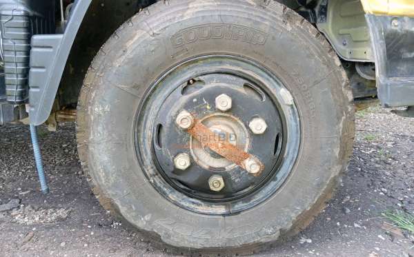 MITSUBISHI CANTER FE 75